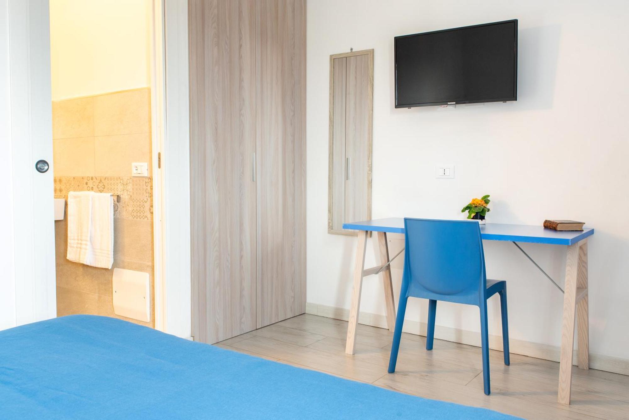 Hotel Bed & Blu à La Caletta Extérieur photo