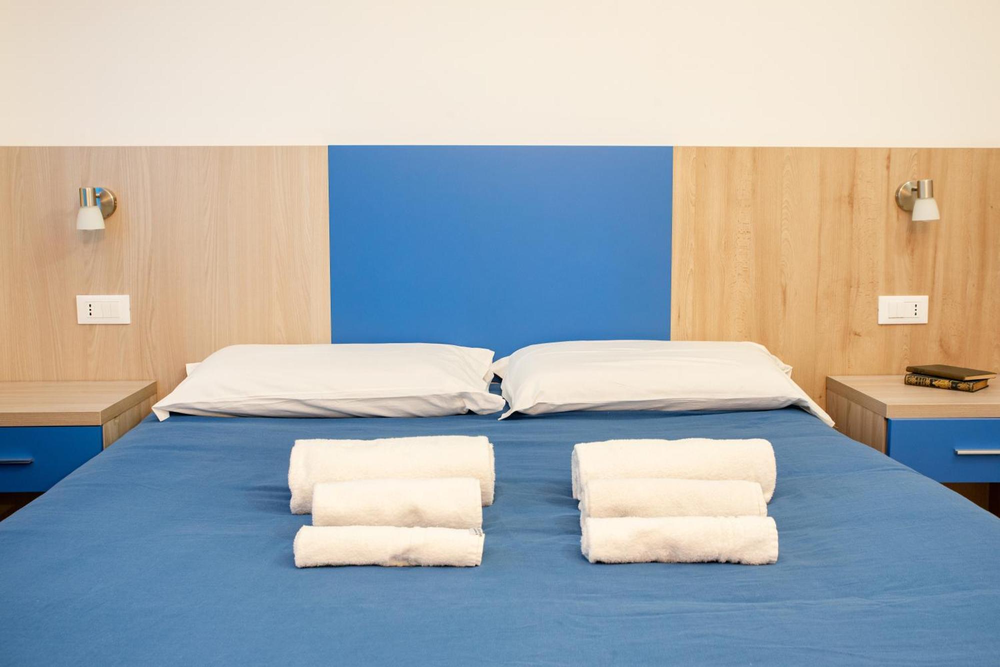Hotel Bed & Blu à La Caletta Extérieur photo